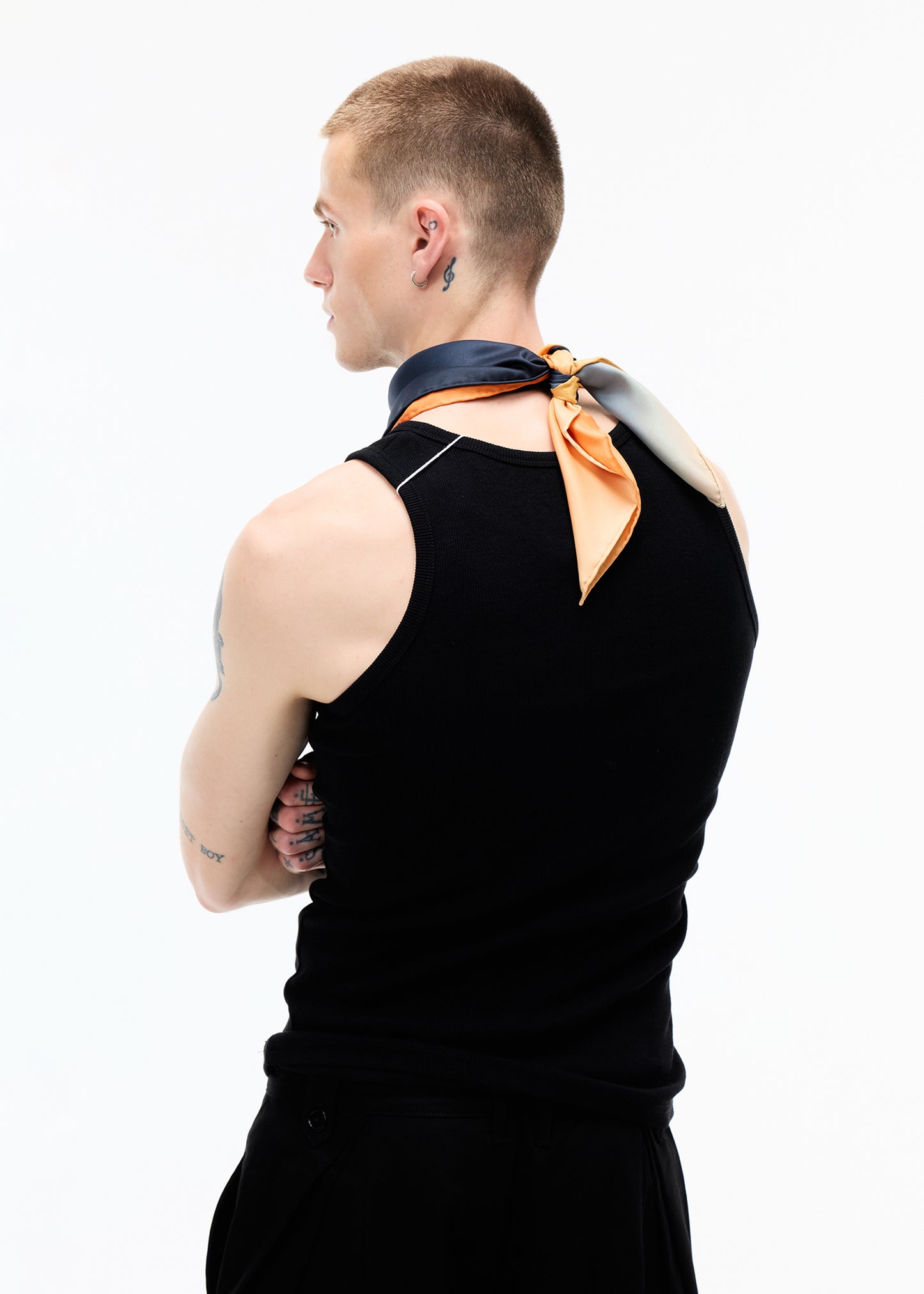 XENASERA UNISEX PRINTED SCARF