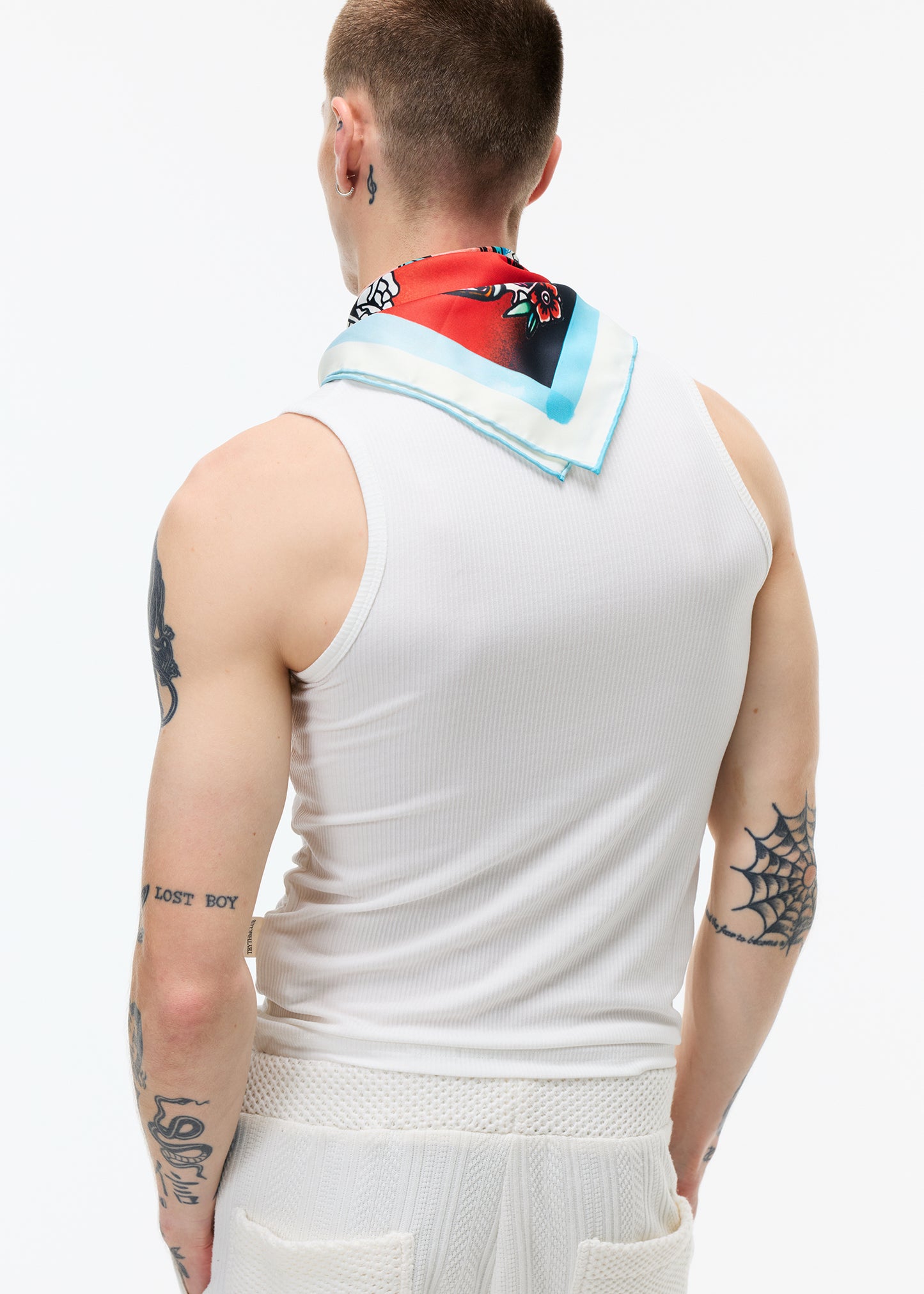 XENASERA UNISEX PRINTED SCARF